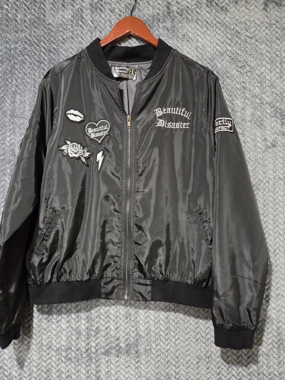 Beautiful Disaster Black Shimmer Bomber Jacket For Members Women’s Large Classic